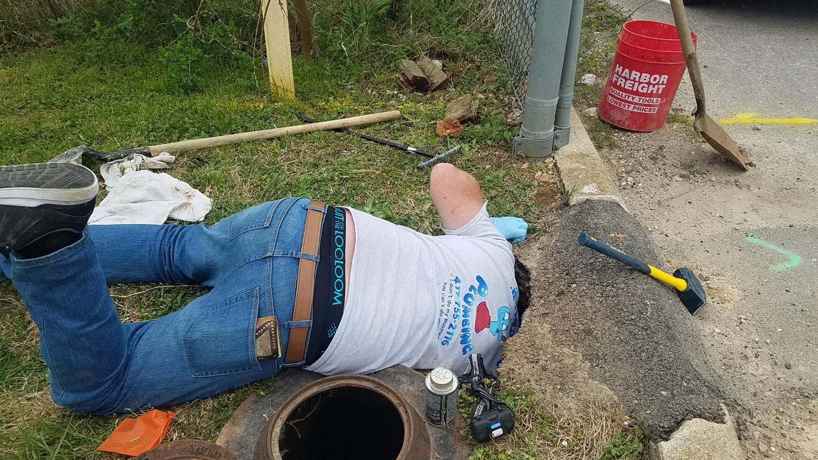 You have to admire a man who is passionate enough to throw himself into his work like this!!!