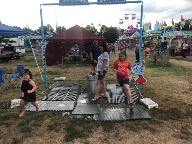 Mister / Soaker at Laclede County Fair in Lebanon, MO