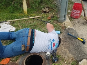 You have to admire a man who is passionate enough to throw himself into his work like this!!!